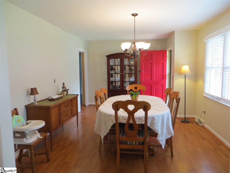 Property image 4 at 6 Blackenridge Drive, Taylors, SC 29687