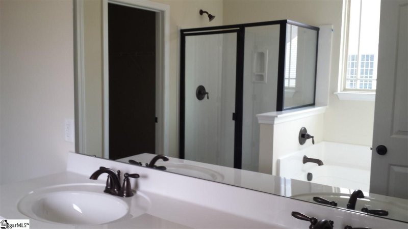 Property image 4 at 104 Triton Court, Simpsonville, SC 29680