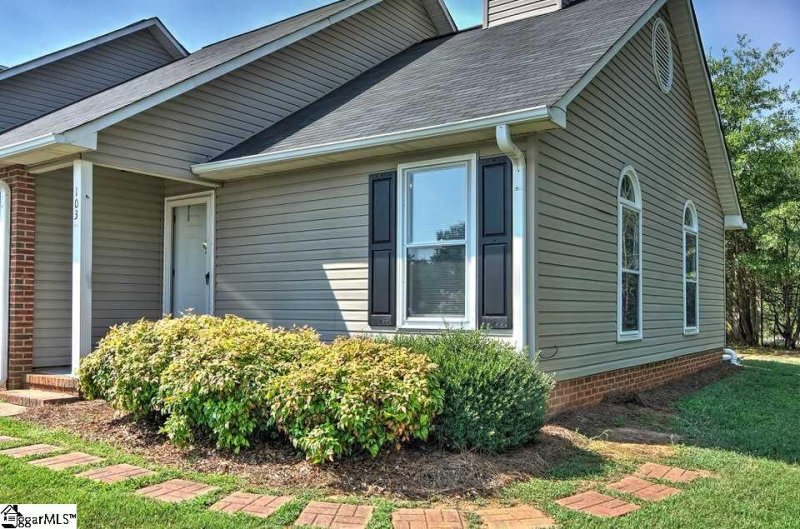 Property image 3 at 103 Daniel Court, Mauldin, SC 29662