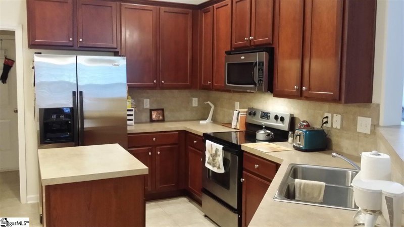 Property image 3 at 103 Brentmoor Place, Simpsonville, SC 29680-6577