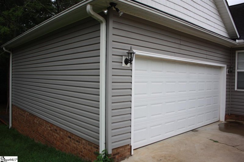 Property image 3 at 107 Jester Court, Williamston, SC 29697