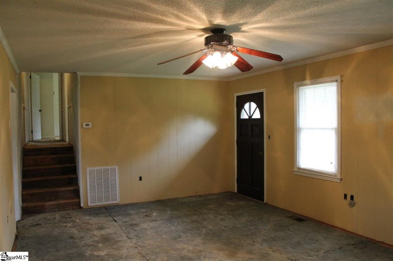 Property image 2 at 110 McCue Street, Easley, SC 29642