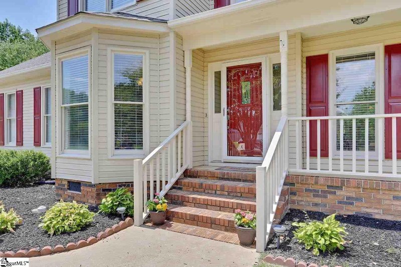 Property image 2 at 106 Windrose Court, Simpsonville, SC 29681