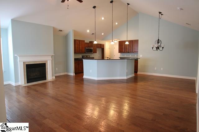 Property image 2 at 163 Ravines Lane, Spartanburg, SC 29301