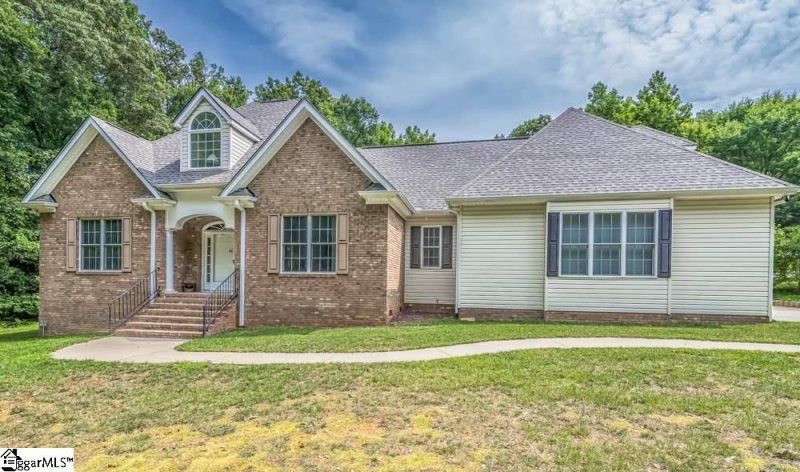 Property image 2 at 128 Greybridge Road, Pelzer, SC 29669