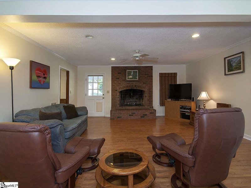 Property image 5 at 201 Timbrooke Way, Easley, SC 29642