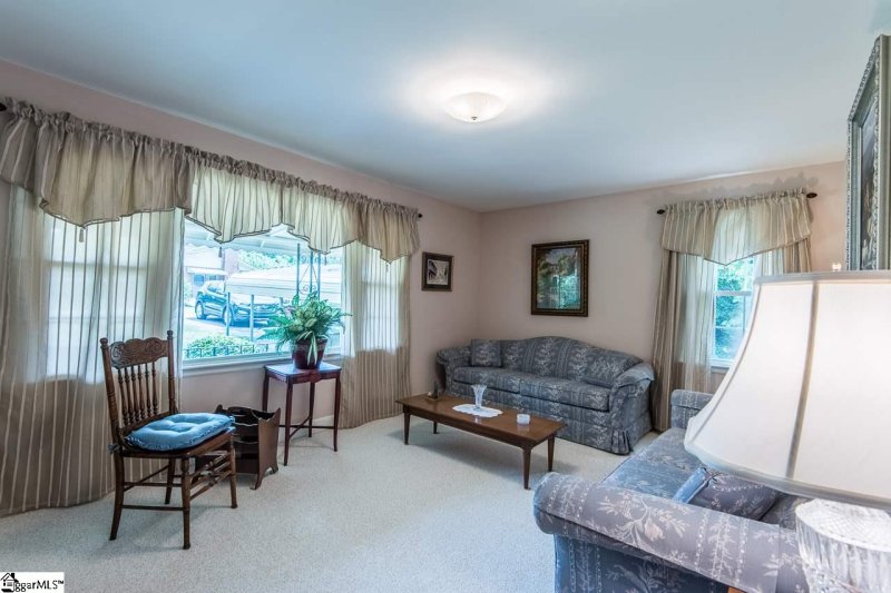 Property image 4 at 303 Harris Drive, Greer, SC 29651