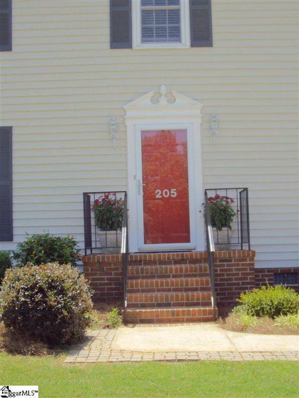 Property image 2 at 205 Kilburn Lane, Travelers Rest, SC 29690