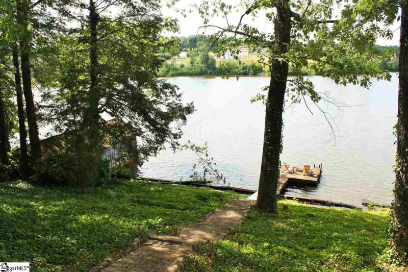 Property image 2 at 1740 E Saluda Lake Road, Greenville, SC 29611