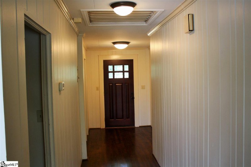 Property image 3 at 1740 E Saluda Lake Road, Greenville, SC 29611