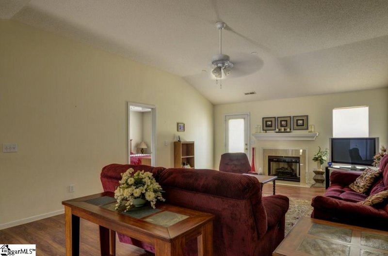 Property image 4 at 239 Weston Valley Drive, Moore, SC 29369