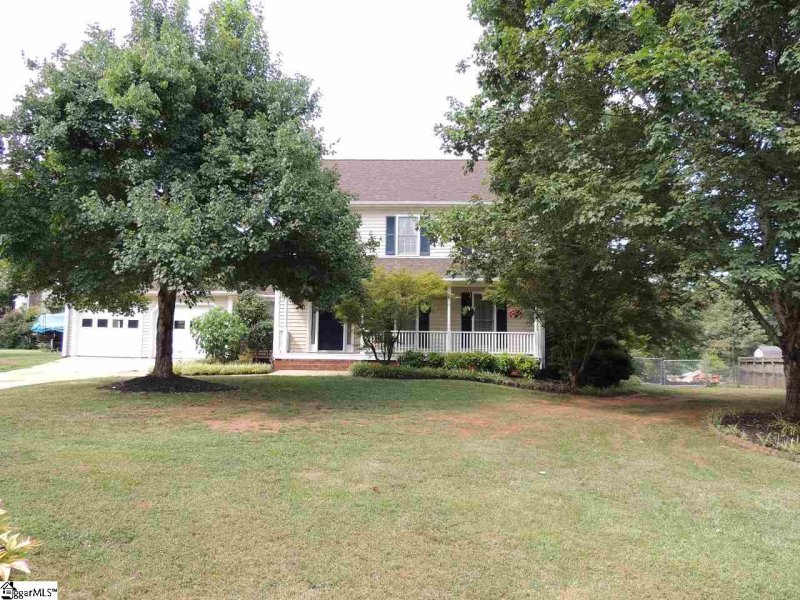 Property image 3 at 105 Yorktown Court, Easley, SC 29642