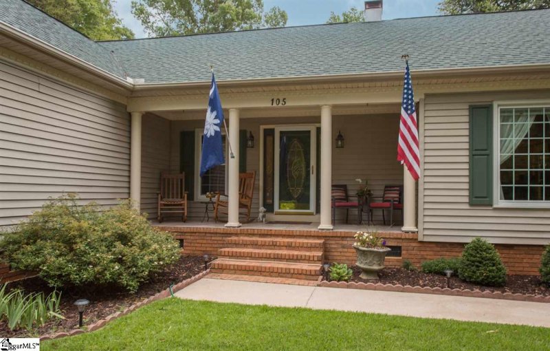 Property image 3 at 105 Shagbark Circle, Simpsonville, SC 29680