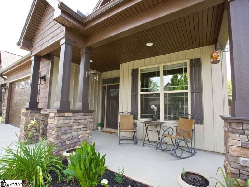 Property image 3 at 4 Litten Way, Greenville, SC 29615