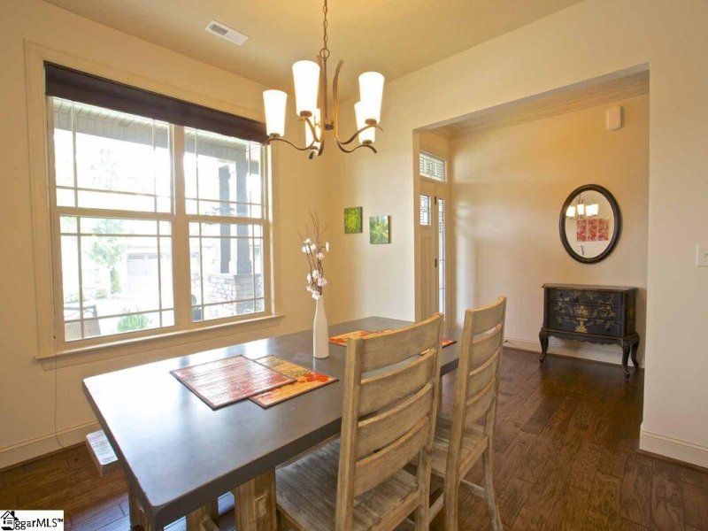 Property image 5 at 4 Litten Way, Greenville, SC 29615