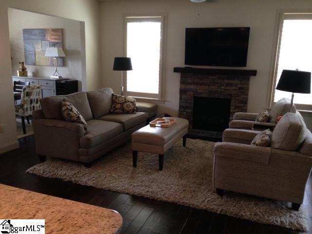 Property image 2 at 326 Brownstone Circle, Greenville, SC 29615