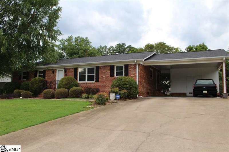 5012 Willow Drive