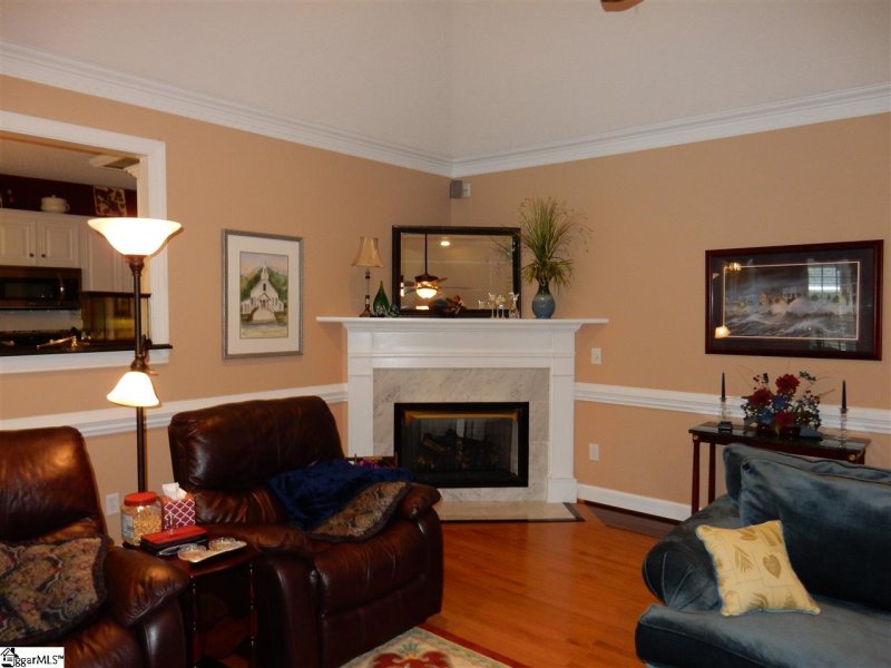 Property image 5 at 105 Chetsworth Lane, Greenville, SC 29607