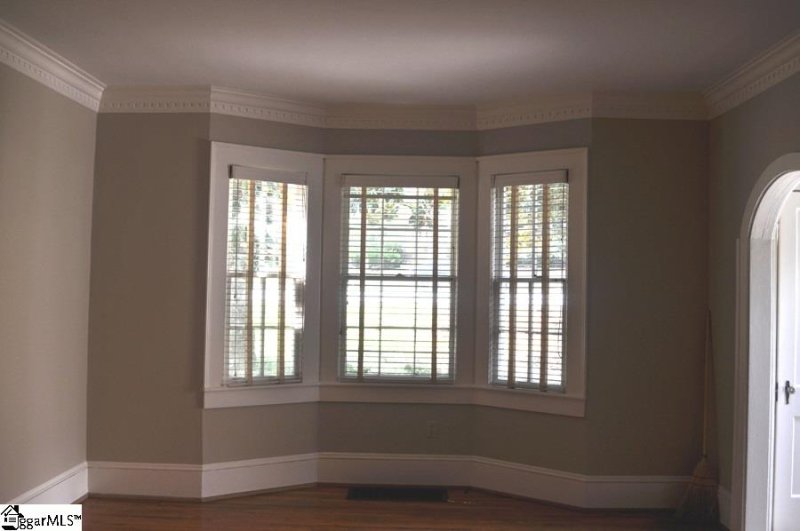 Property image 3 at 26 Woodvale Avenue, Greenville, SC 29605