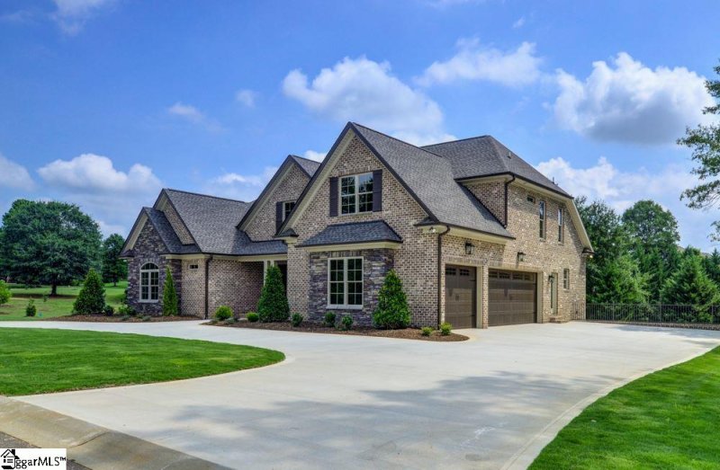 Property image 2 at 509 Bridlewood Lane, Spartanburg, SC 29301