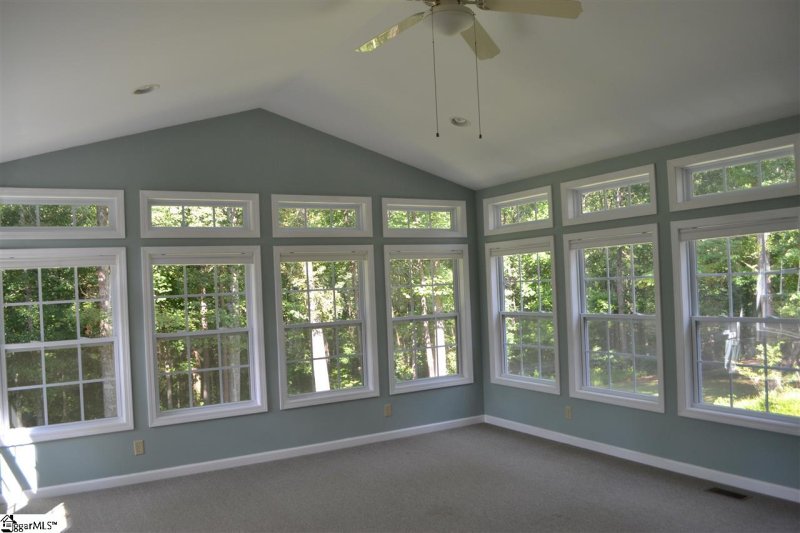 Property image 3 at 311 N Valley View Drive, Taylors, SC 29687