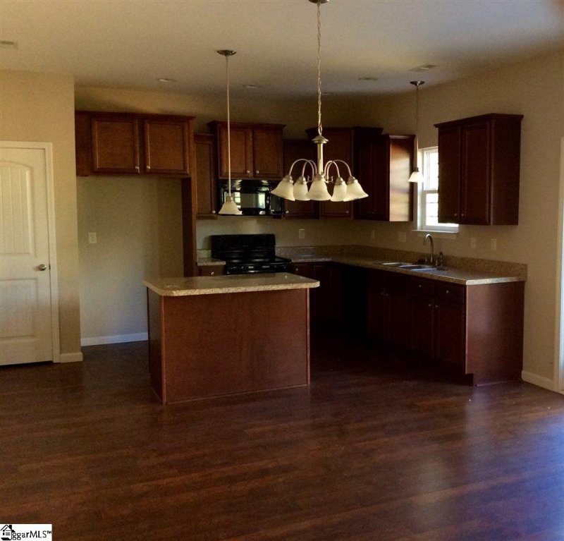 Property image 4 at 240 Summerlea Lane, Greer, SC 29651