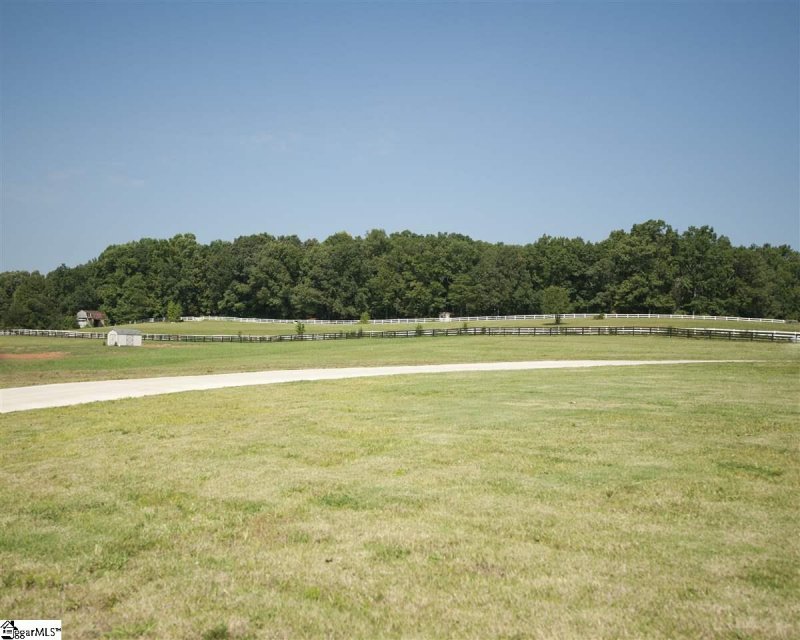 Property image 5 at 6 Fancy Lane, Travelers Rest, SC 29690