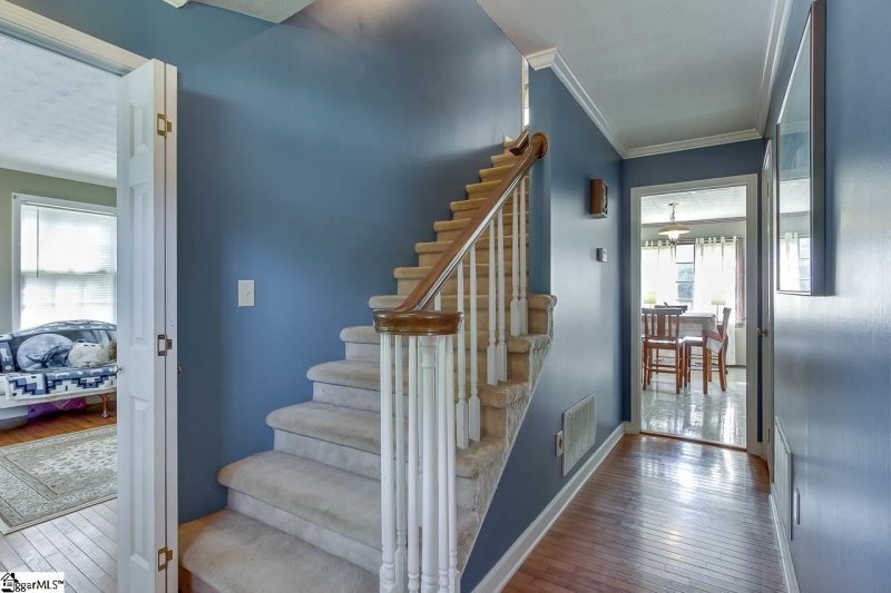 Property image 3 at 1136 Briarwood Drive, Easley, SC 29642