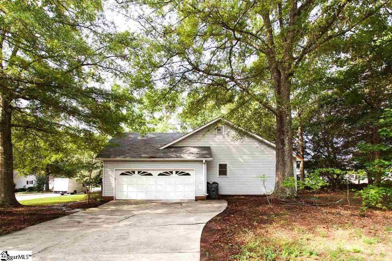 Property image 4 at 103 Morningrose Lane, Simpsonville, SC 29681