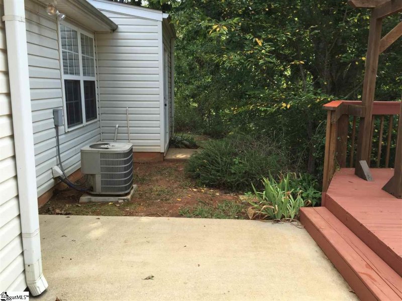 Property image 5 at 306 Weston Valley Drive, Moore, SC 29369