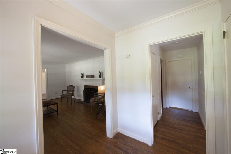 Property image 5 at 3 Ivy Trail, Greenville, SC 29615