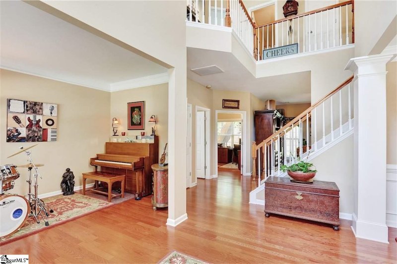 Property image 3 at 27 Annabelle Court, Greer, SC 29650