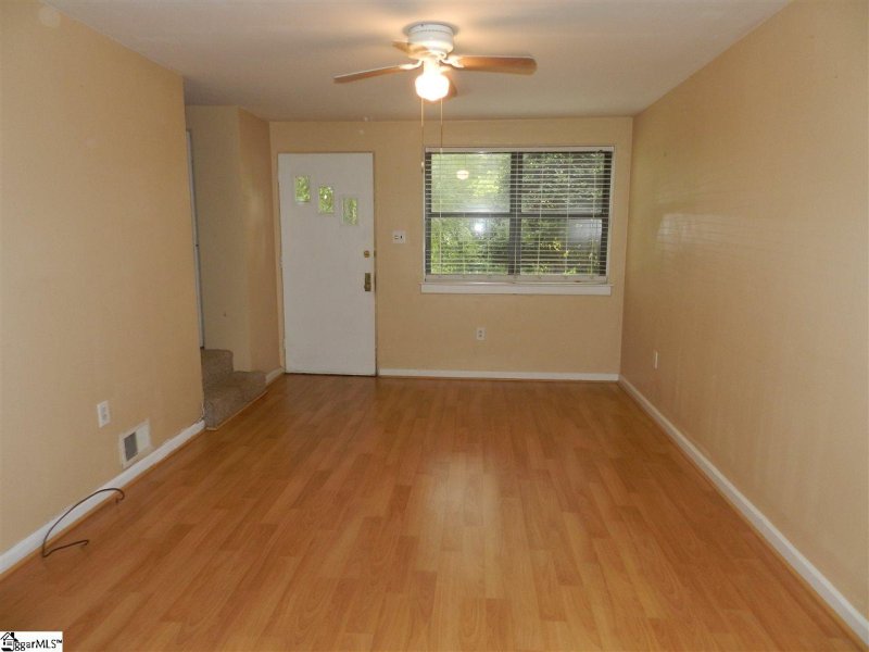 Property image 3 at 62 Faris Circle, Greenville, SC 29605