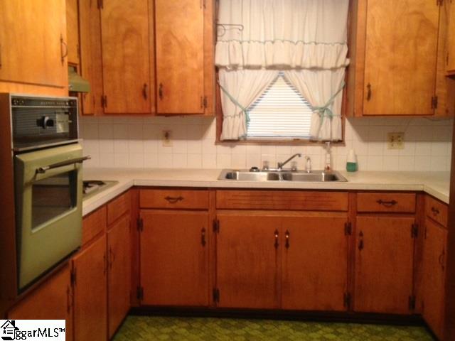 Property image 2 at 200 Helen Drive, Easley, SC 29642