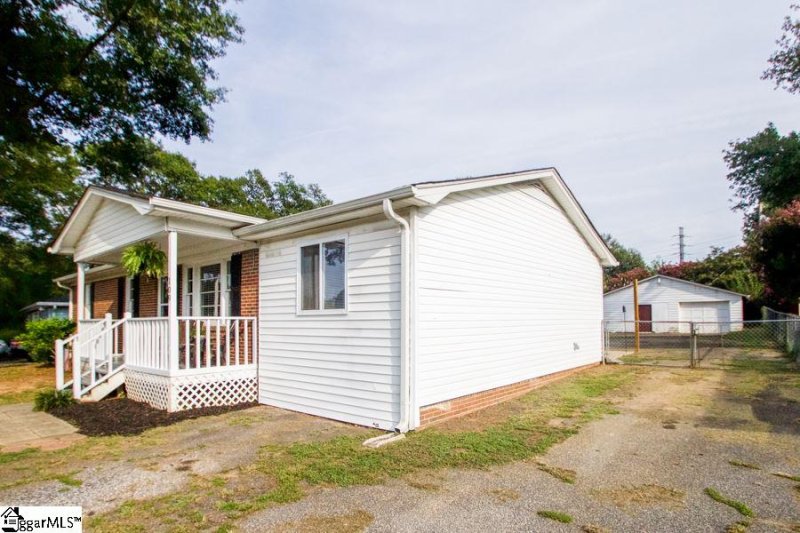 Property image 2 at 109 THOMAS Street, Greenville, SC 29617