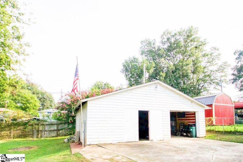 Property image 5 at 109 THOMAS Street, Greenville, SC 29617