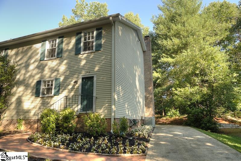 Property image 3 at 30 Dover Drive, Taylors, SC 29687