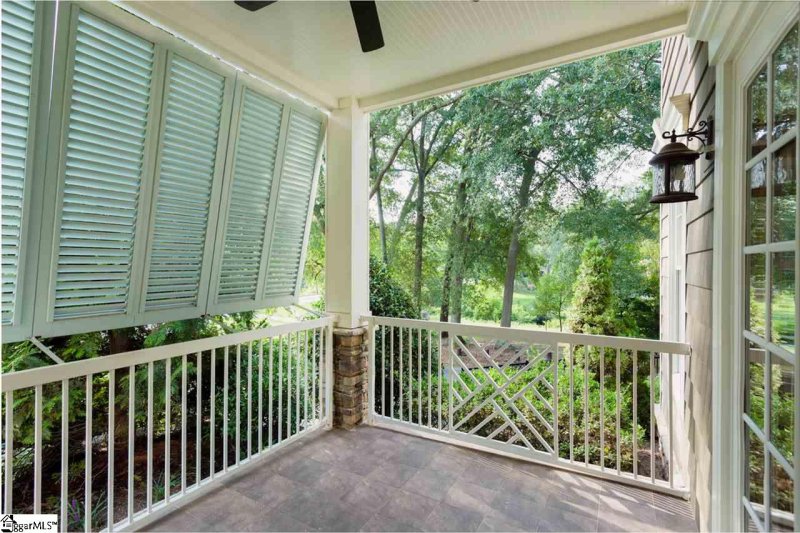 Property image 4 at 160 Ridgeland Drive, Greenville, SC 29601