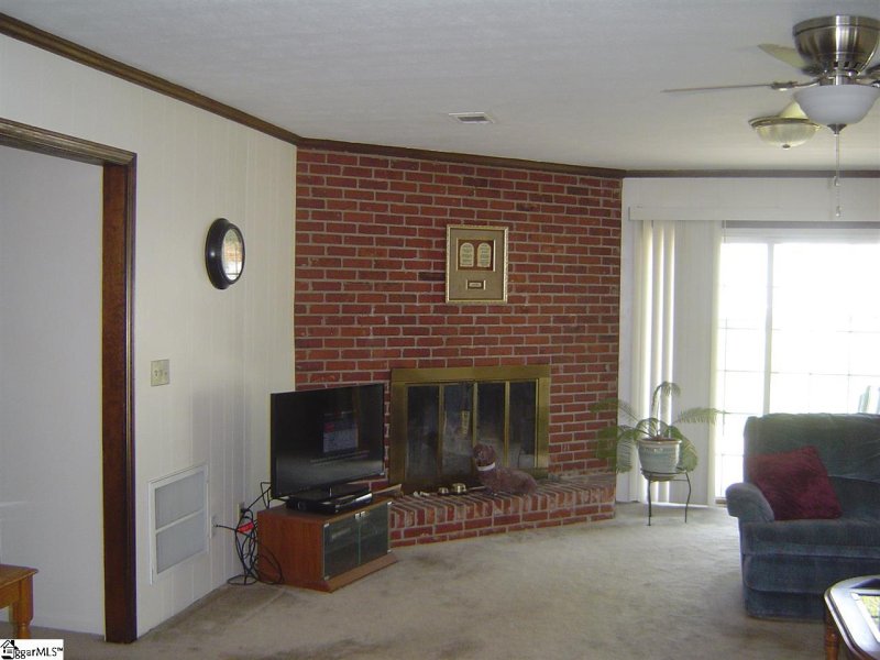 Property image 2 at 1 Georgetown Circle, Taylors, SC 29687