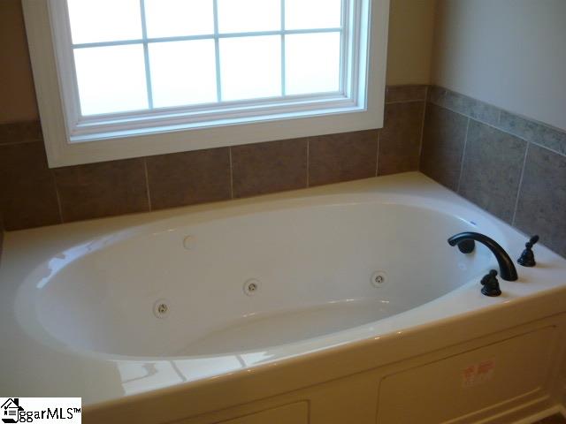 Property image 2 at 210 Fairway Drive, Pickens, SC 29671