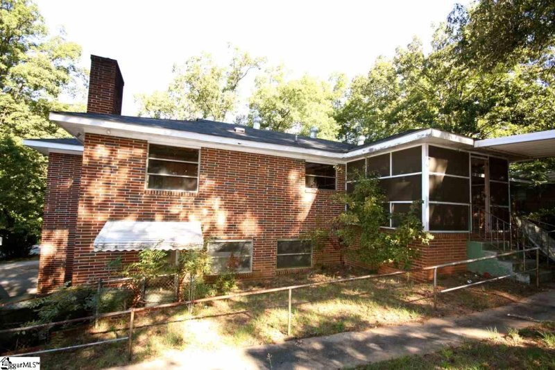 Property image 3 at 14 Arbutus Trail, Greenville, SC 29607