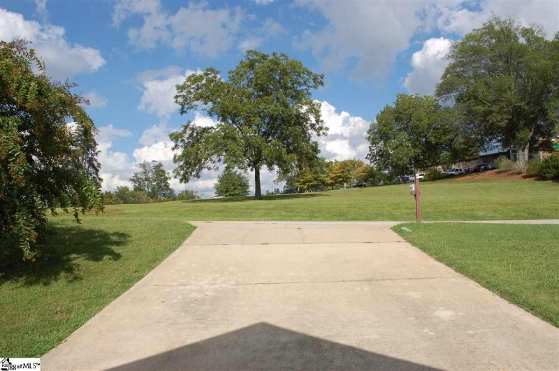 Property image 3 at 317 N D Street, Easley, SC 29640