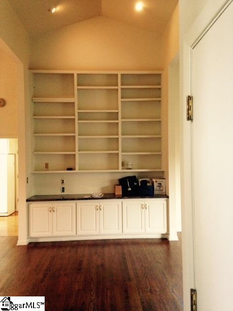 Property image 2 at 11 Darien Way, Greenville, SC 29615