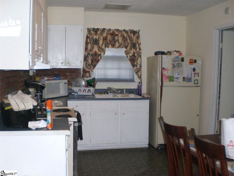 Property image 3 at 304 Boling Road, Taylors, SC 29687