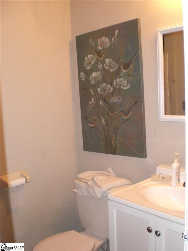 Property image 5 at 304 Boling Road, Taylors, SC 29687