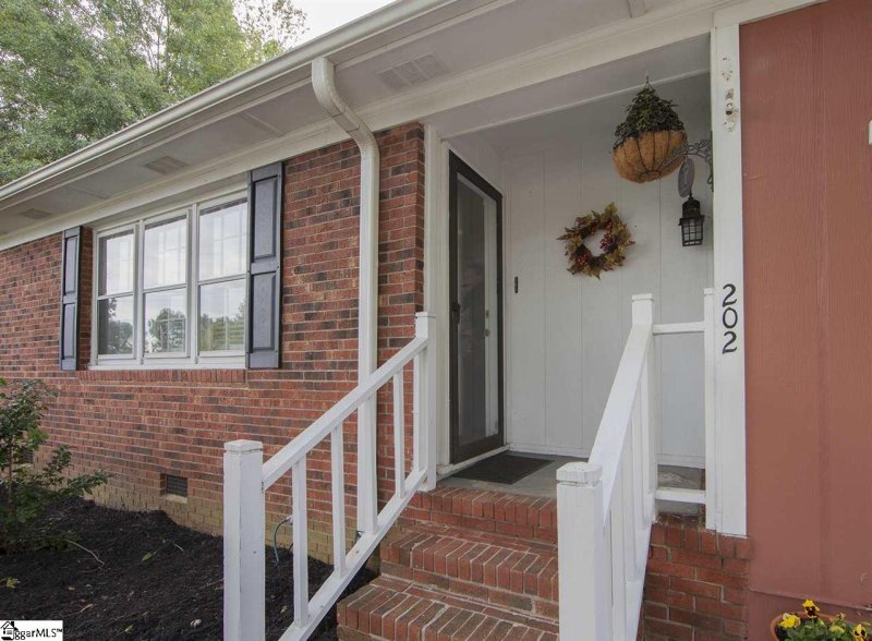 Property image 4 at 202 Farrar Lane, Greer, SC 29650