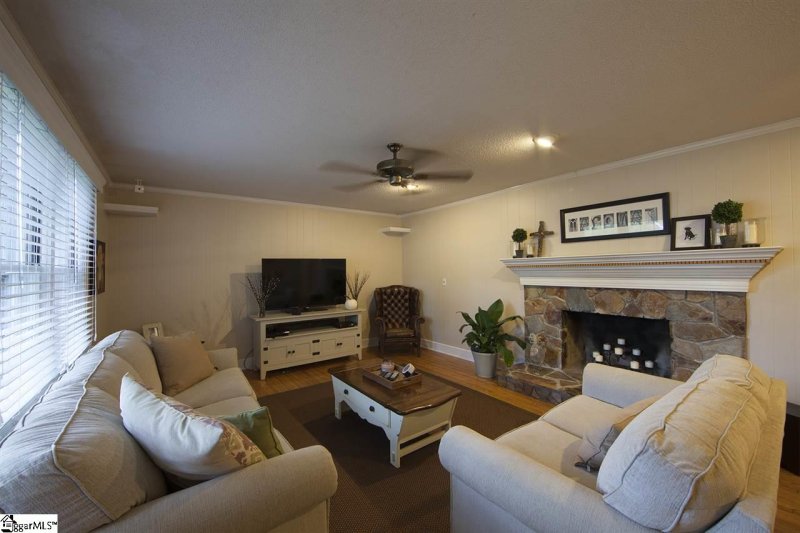 Property image 5 at 202 Farrar Lane, Greer, SC 29650