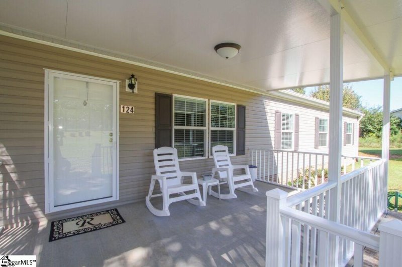 Property image 4 at 124 Lynchburg Circle, Liberty, SC 29657