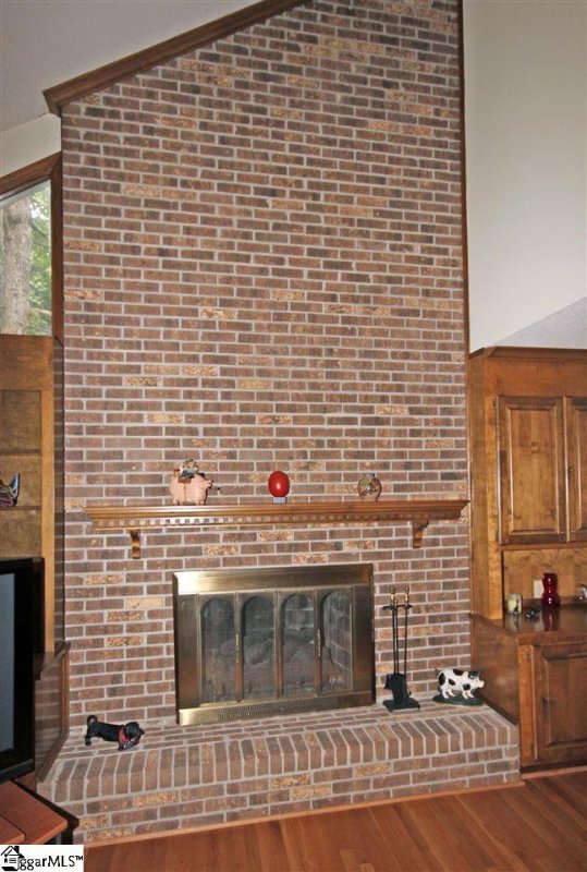 Property image 5 at 215 BURNING BUSH Road, Greenville, SC 29607