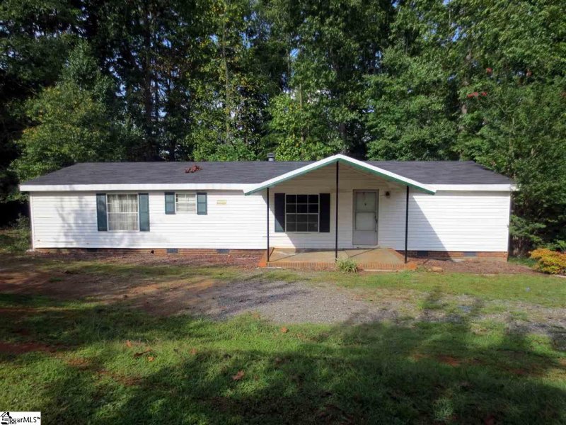 Property image 3 at 207 Southwind Way, Greer, SC 29651